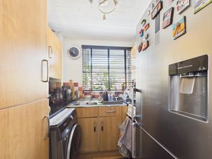 Kitchen- click for photo gallery